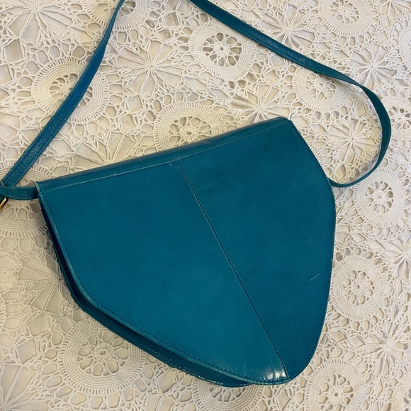 Vintage blue leather Crossbody purse - Picture 4 of 9